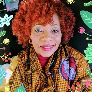 Meet your Posher, Leslie